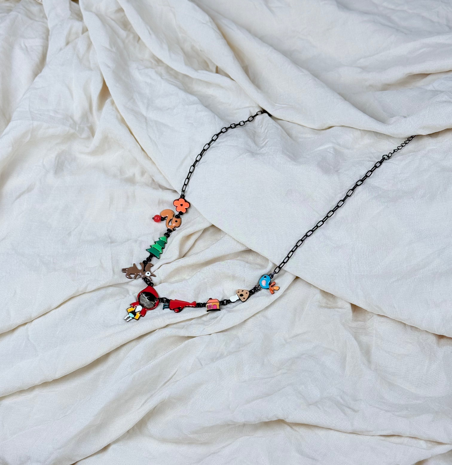 Collar Caperucita
