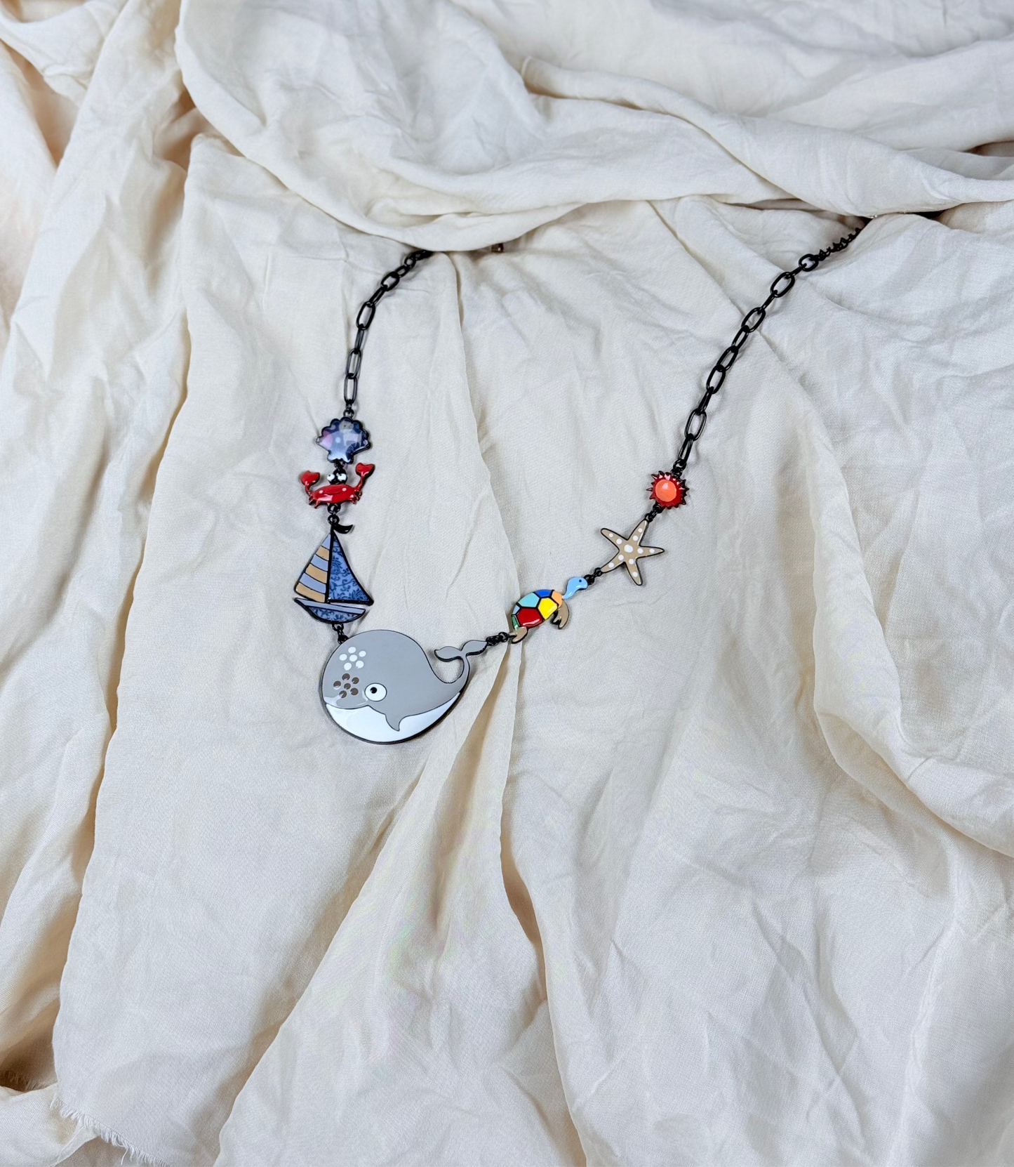 Collar Bellena Gris