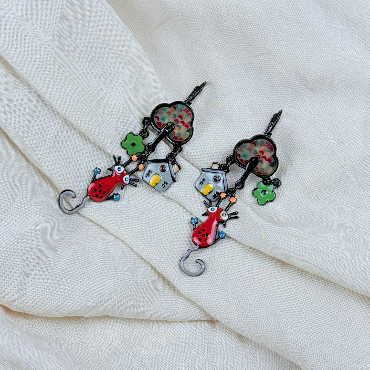 Pendientes El Gato rojo del Bosque