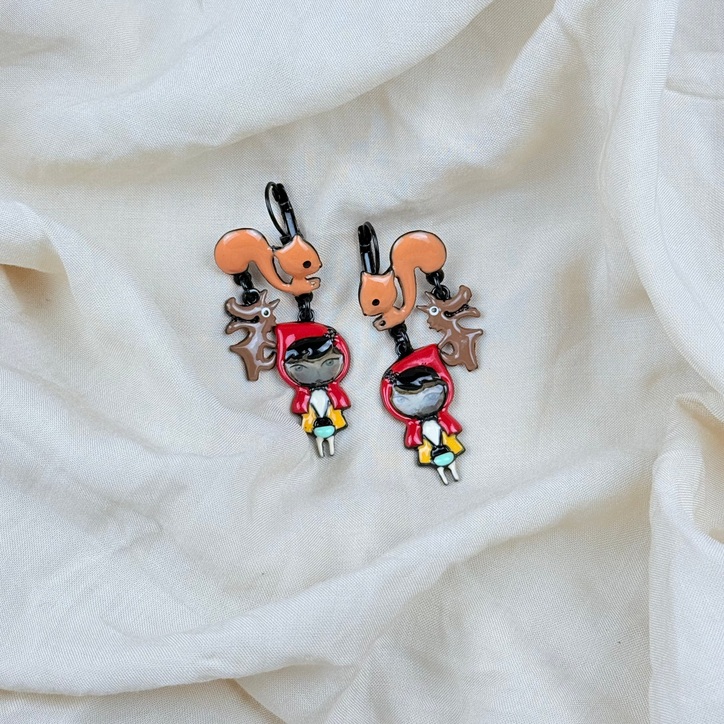 Pendientes Ardilla Caperucita