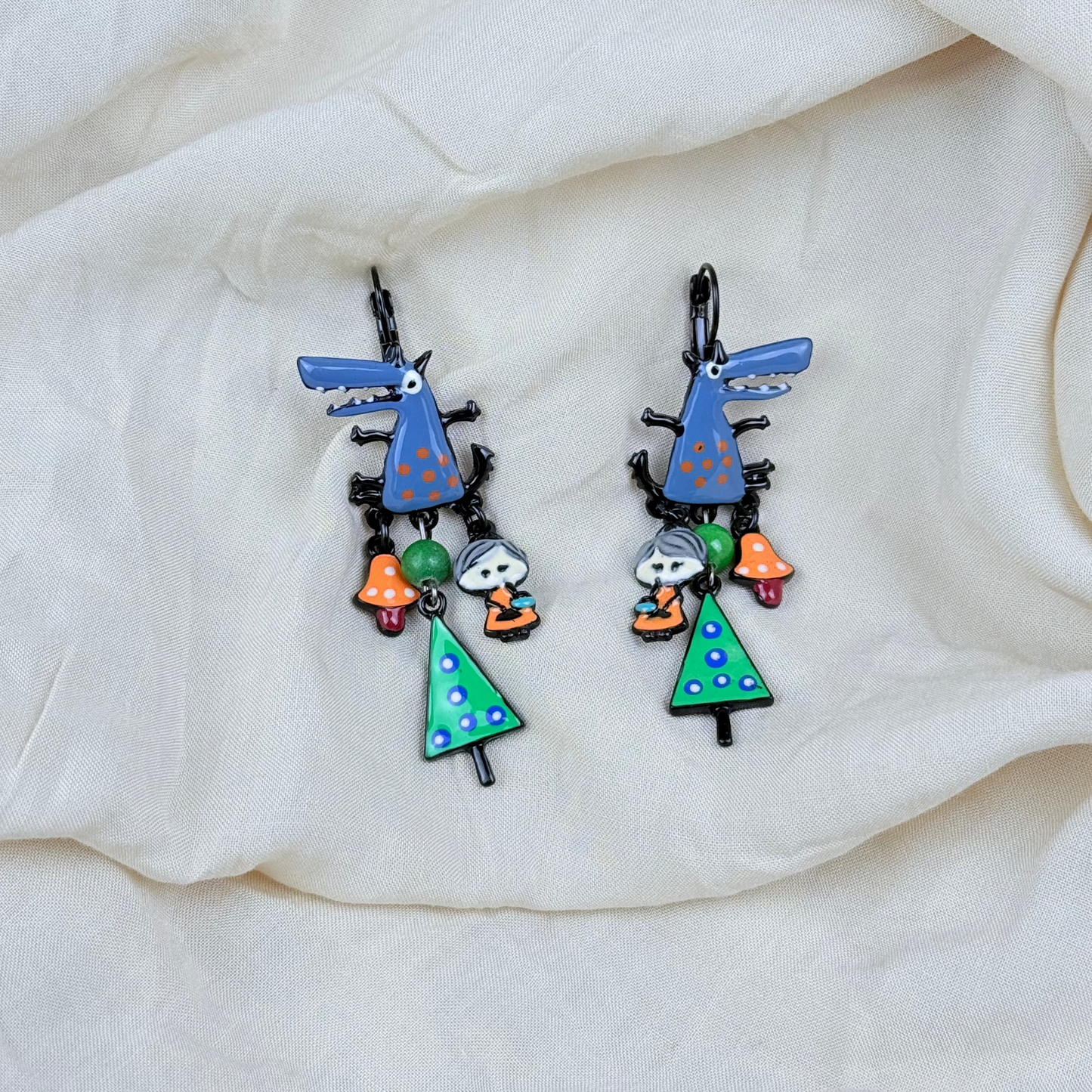 Pendientes Lobo Caperucita Roja