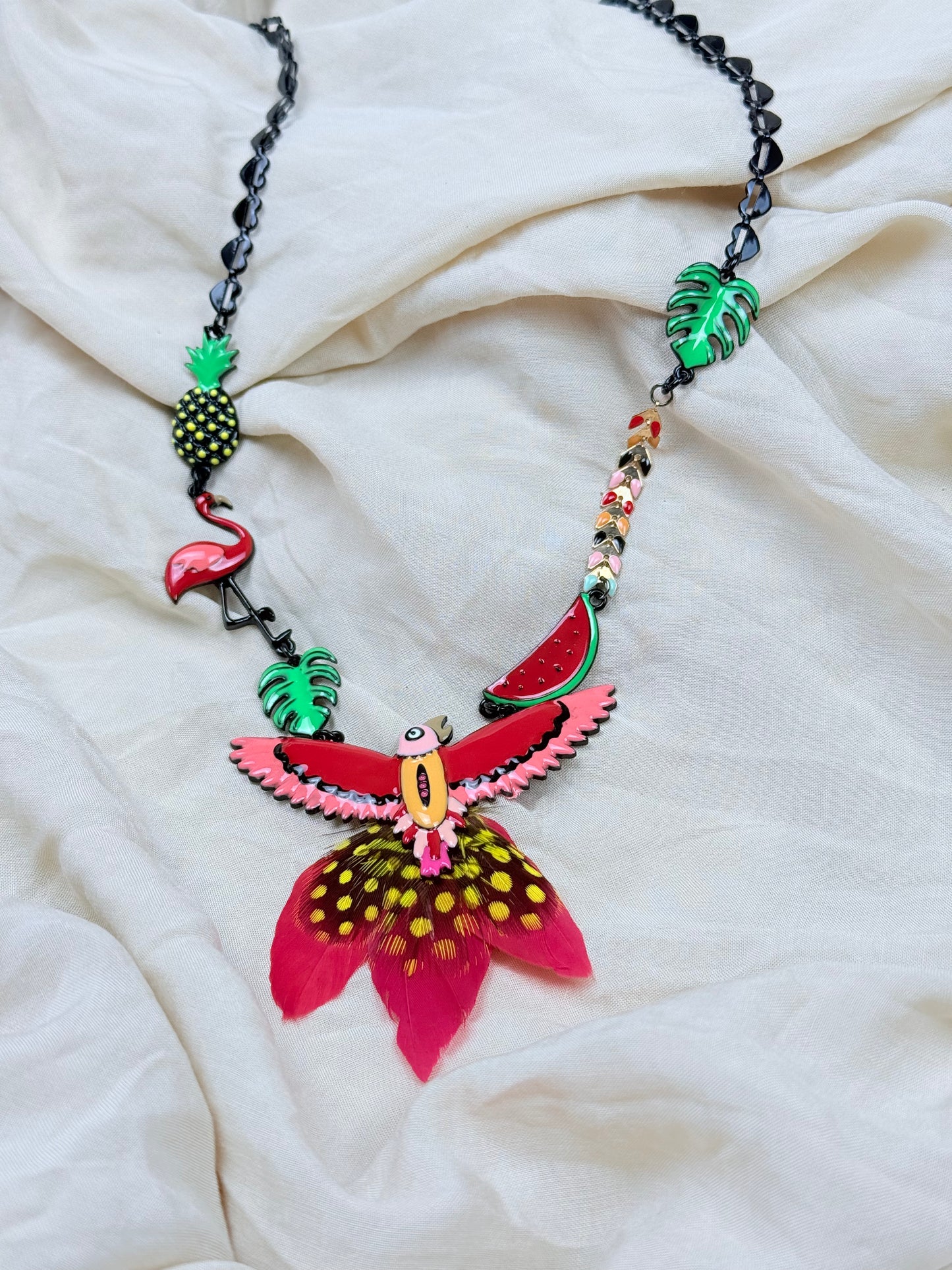 Collar Vuelo Tropical