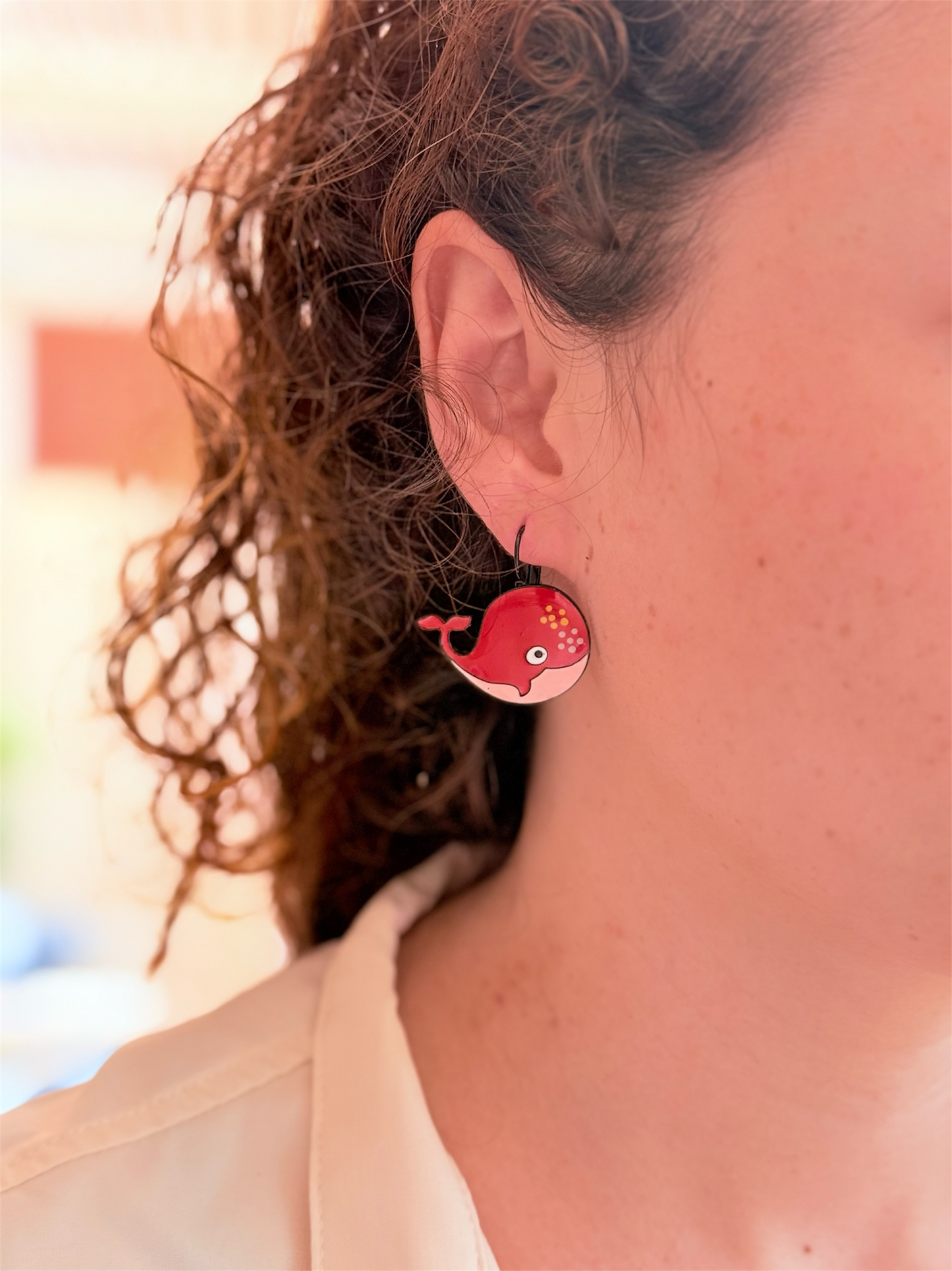 Pendientes ballena roja