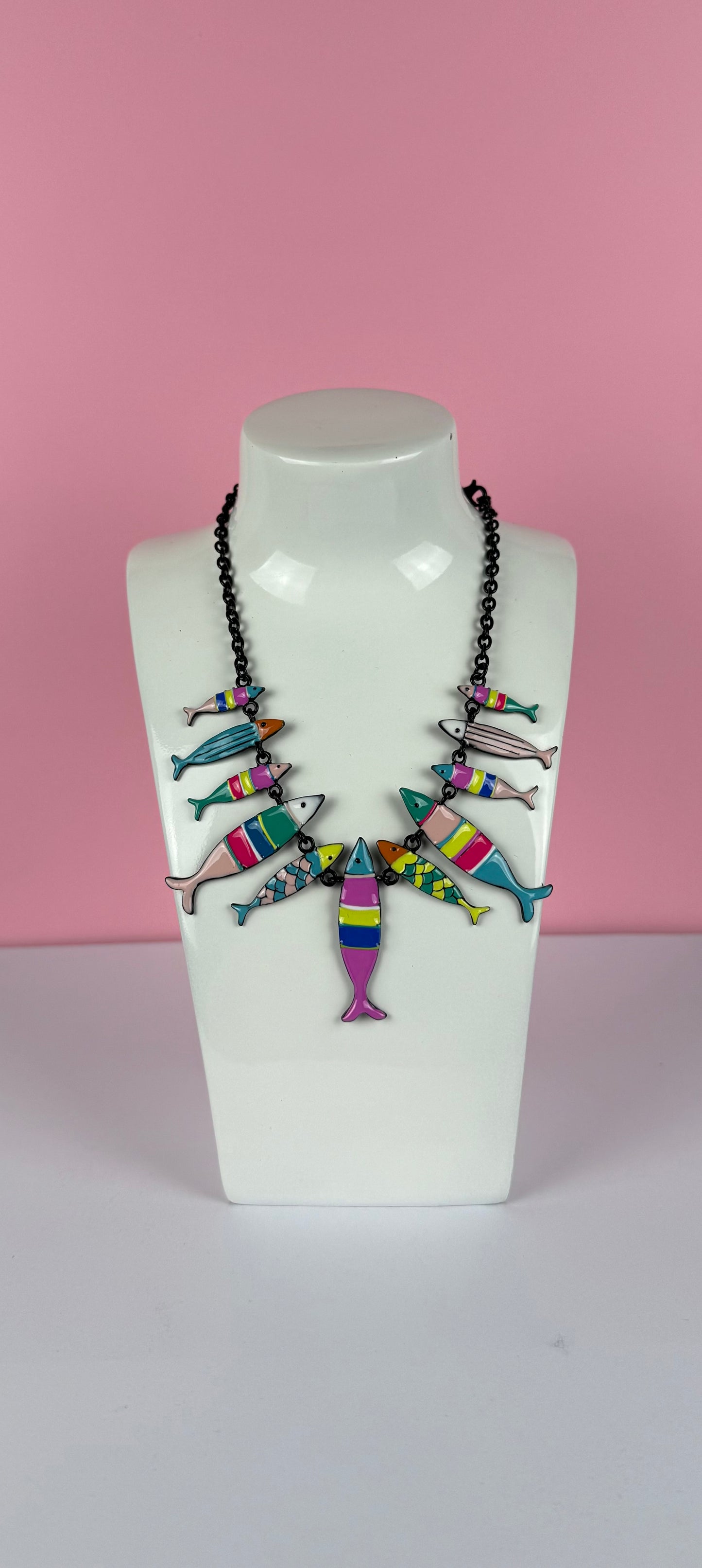 Collar peces multicolor