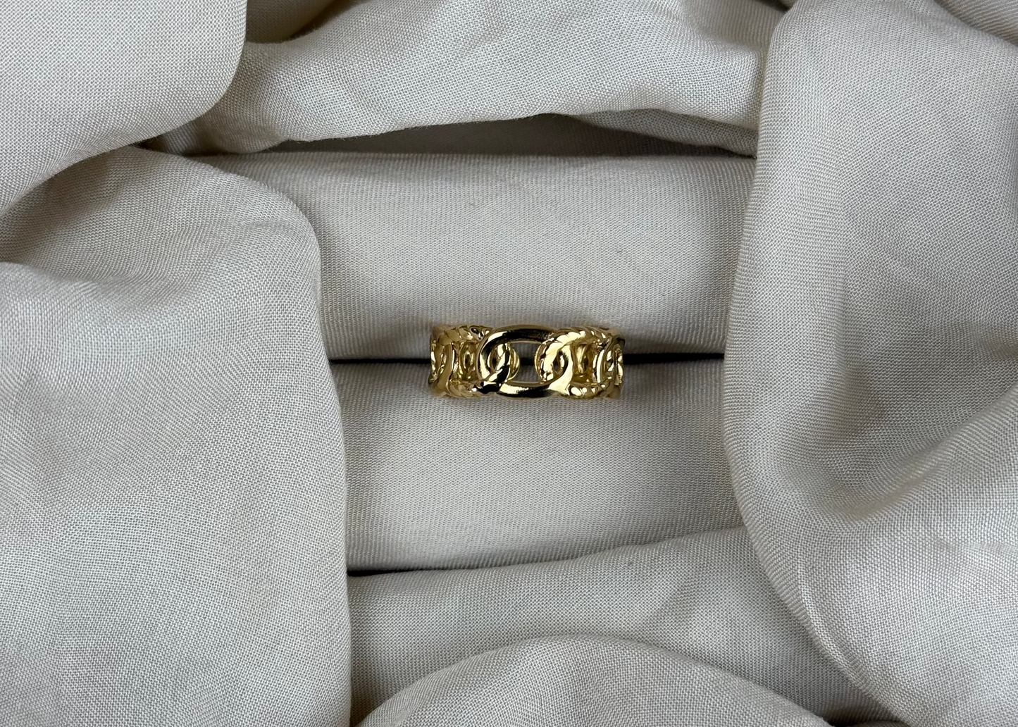 Anillo Fary