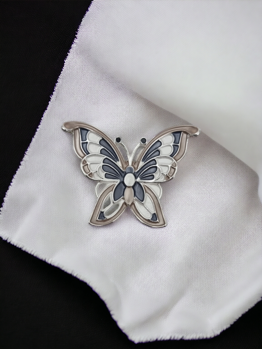 Broche con imán Mari